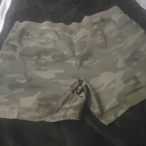 Terra & Sky Camouflage Cargo Shorts